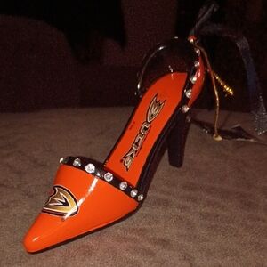 Officially Licensed NHL Anaheim Ducks  Collectible Stiletto Ornament NWT